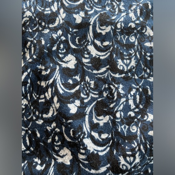 Open Front Sweater w/Peplum Bottom Womens 3X Scroll Pattern Dress Barn EUC - Picture 6 of 6